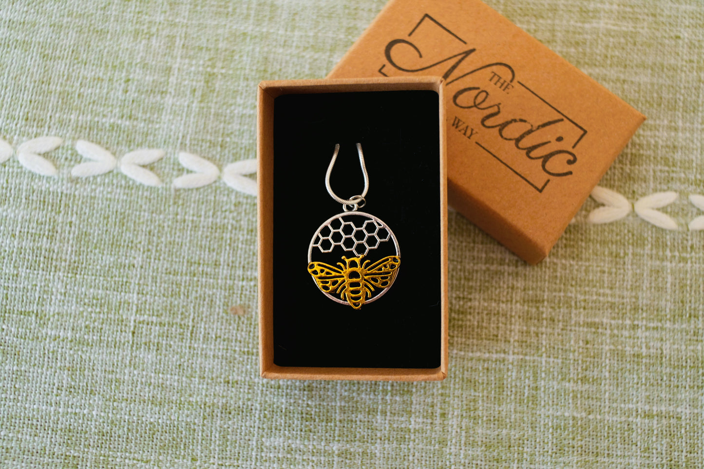 Bee